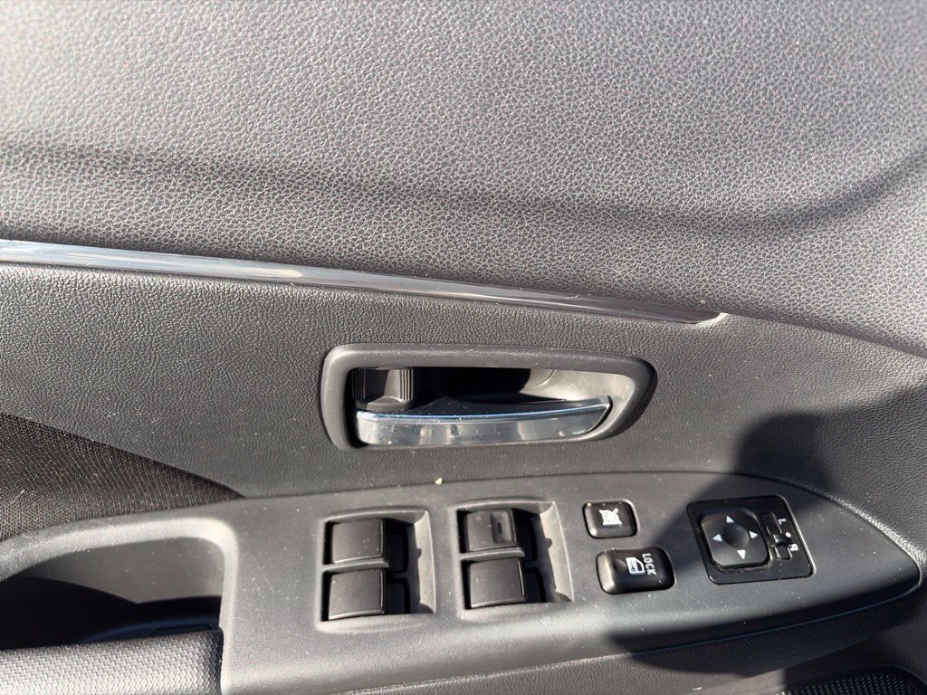 Used 2024 Mitsubishi Outlander Sport Ralliart AWD/4WD image 20
