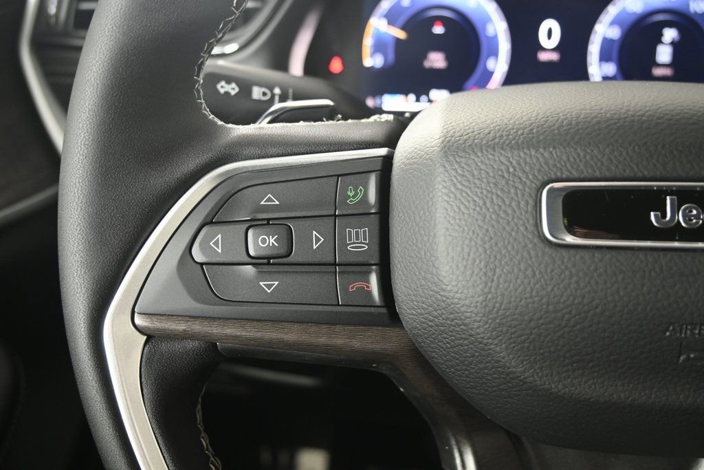 New 2026 Jeep Grand Cherokee Laredo image 34