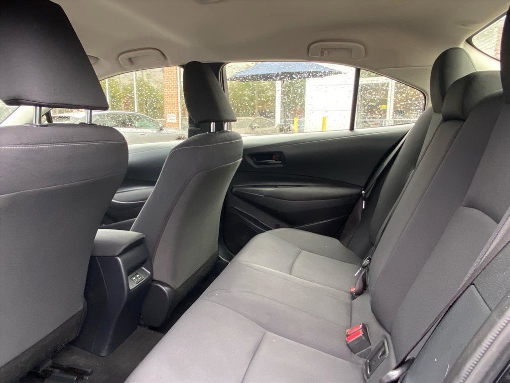 Used 2025 Toyota Corolla LE image 17