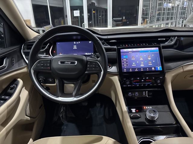 Used 2022 Jeep Grand Cherokee L Limited w/ Luxury Tech Group II image 27