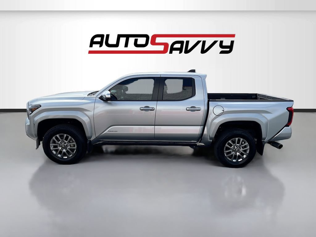 Used 2024 Toyota Tacoma Limited w/ Limited Package (LT) AWD/4WD image 4