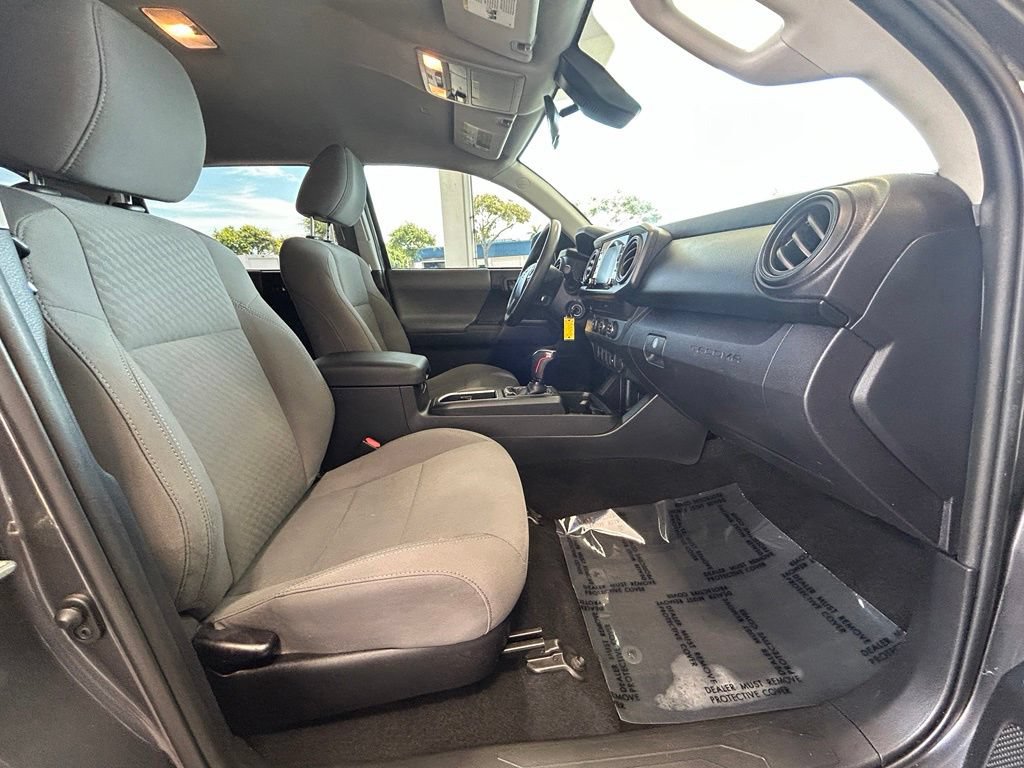 Used 2020 Toyota Tacoma SR w/ SR Convenience Package RWD image 23