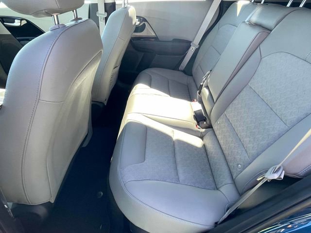 Used 2021 Kia Niro Touring image 23