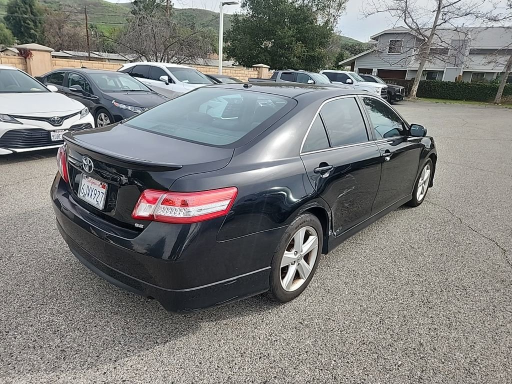 Used 2010 Toyota Camry SE image 5