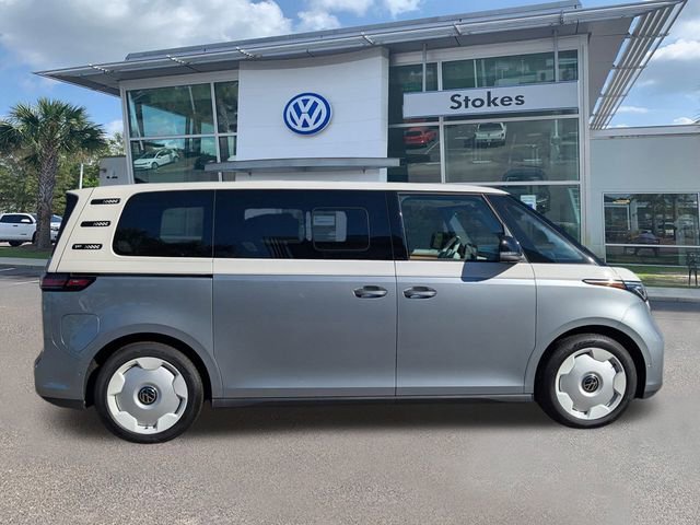 New 2025 Volkswagen ID. Buzz 1st Edition image 3