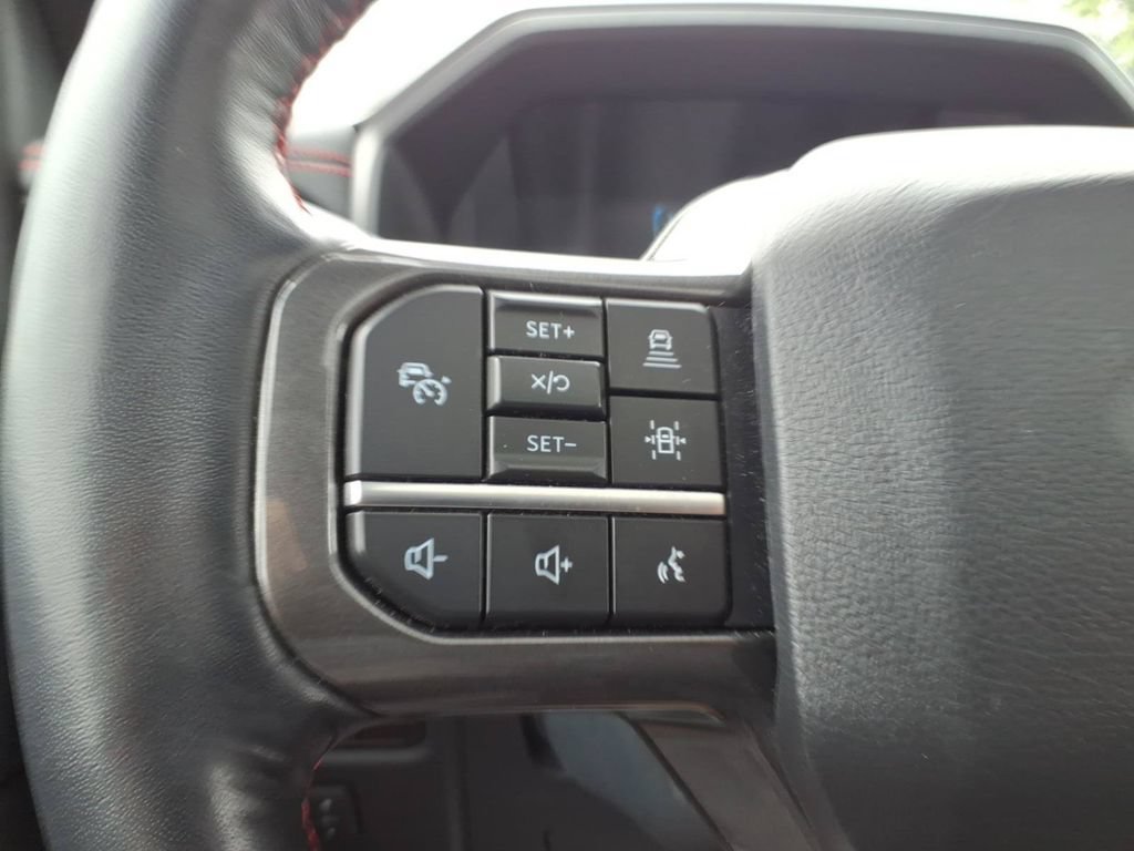 Used 2023 Ford Expedition Limited AWD/4WD image 21