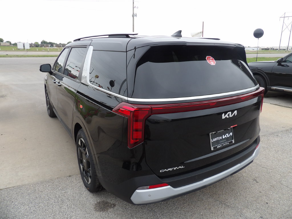 New 2026 Kia Carnival EX FWD image 8