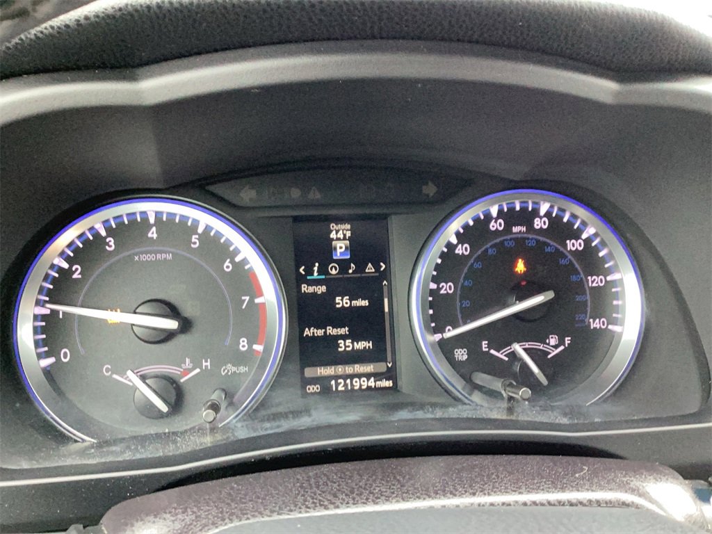 Used 2015 Toyota Highlander XLE image 10