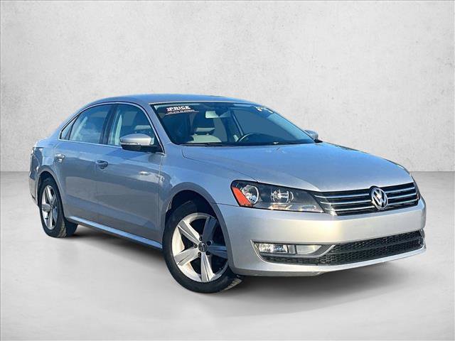 Used 2015 Volkswagen Passat 1.8T Limited Edition FWD image 12