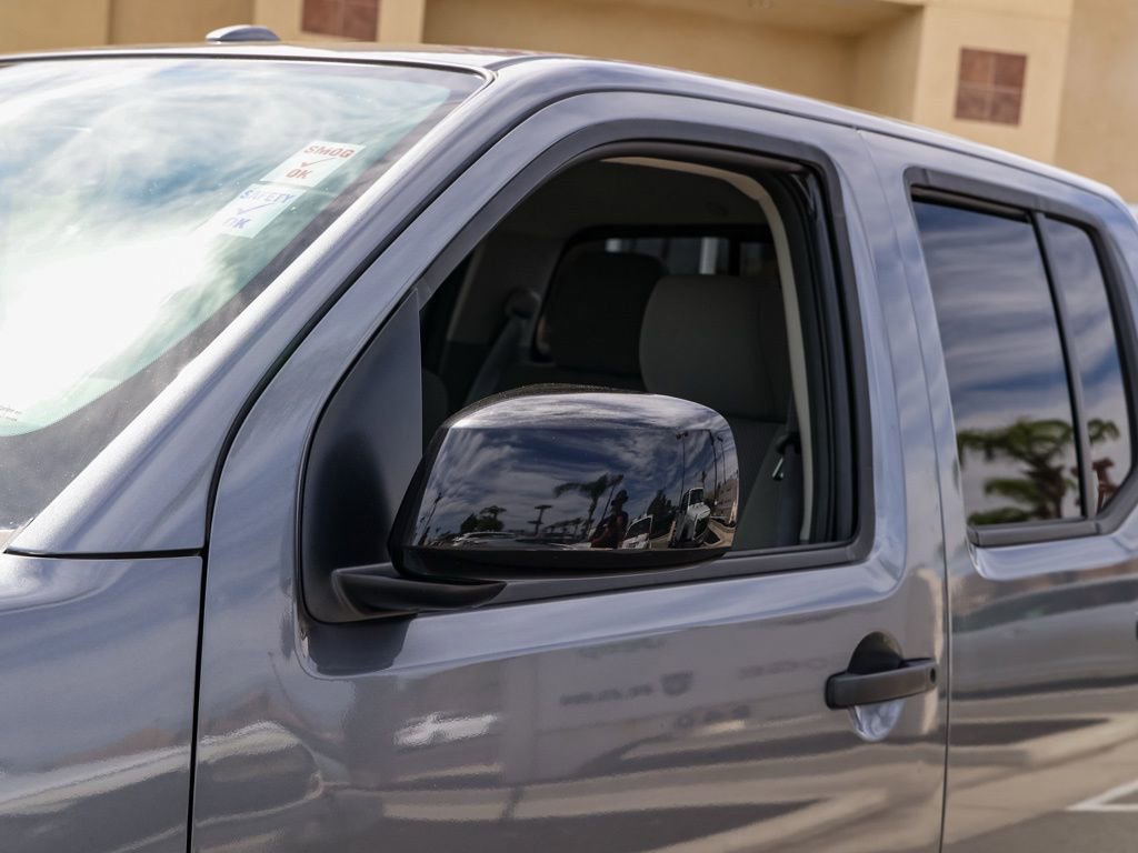 Used 2018 Nissan Frontier SV w/ Value Truck Package image 12