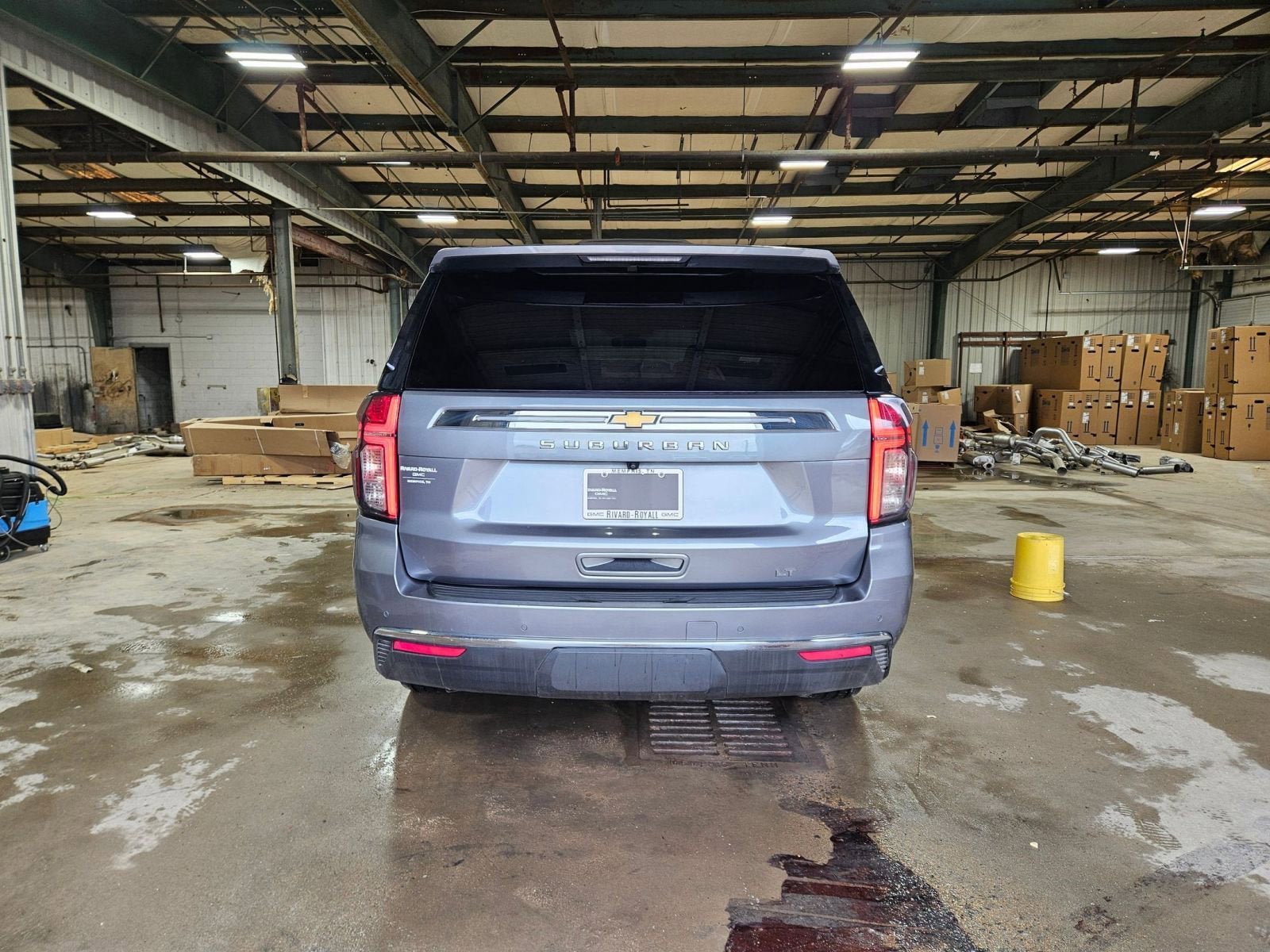 Used 2021 Chevrolet Suburban LT RWD image 5