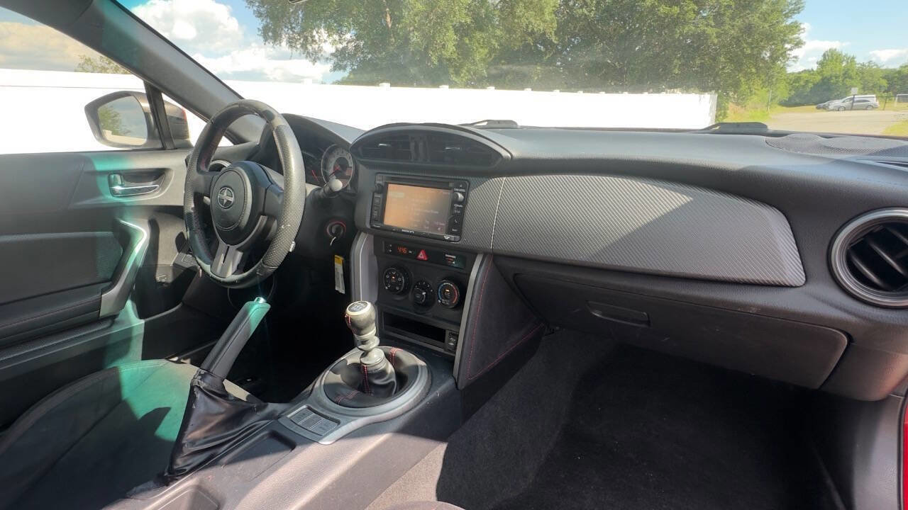Used 2015 Scion FR-S RWD image 15