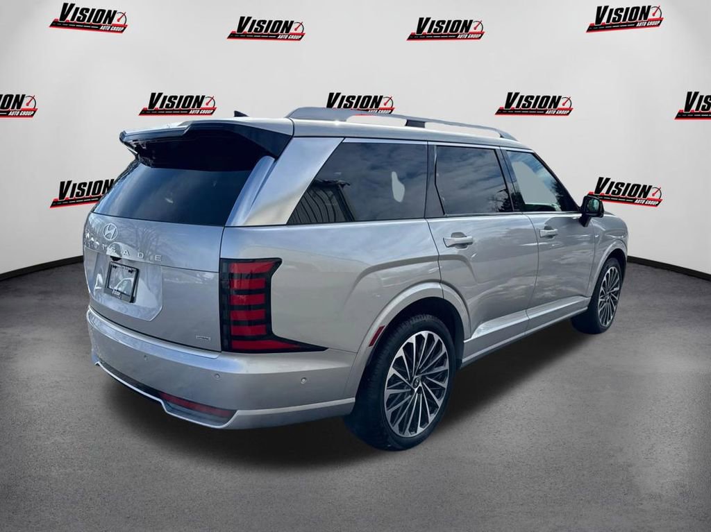 Used 2026 Hyundai Palisade Calligraphy image 5