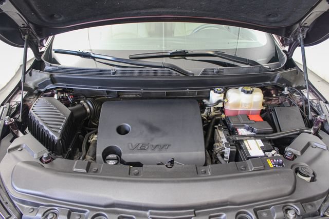 Certified 2018 Buick Enclave Essence FWD image 16