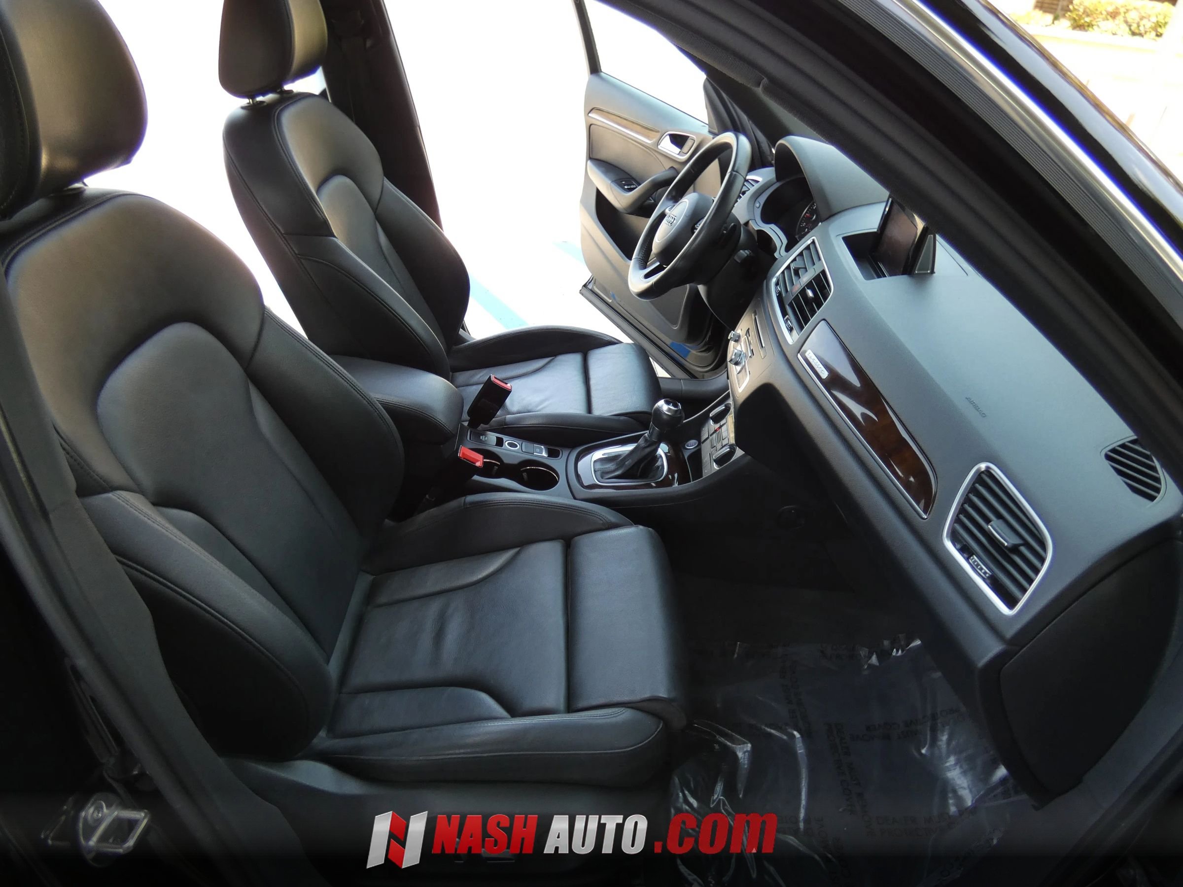 Used 2018 Audi Q3 2.0T Premium Plus w/ Premium Plus Package AWD/4WD image 31