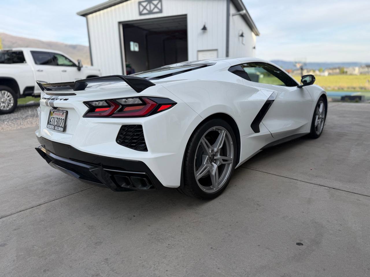 Used 2023 Chevrolet Corvette Stingray Premium Cpe w/ Z51 Performance Package RWD image 5