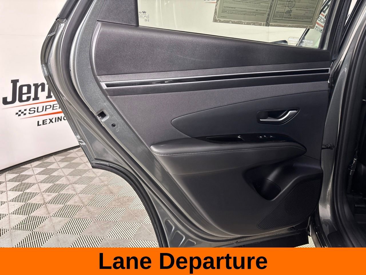 Used 2022 Hyundai Tucson Limited AWD/4WD image 19