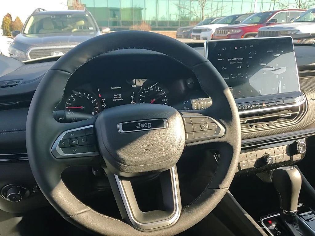 New 2026 Jeep Compass Latitude image 21