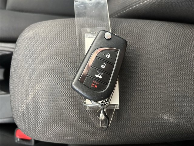 Used 2023 Toyota Corolla LE image 28