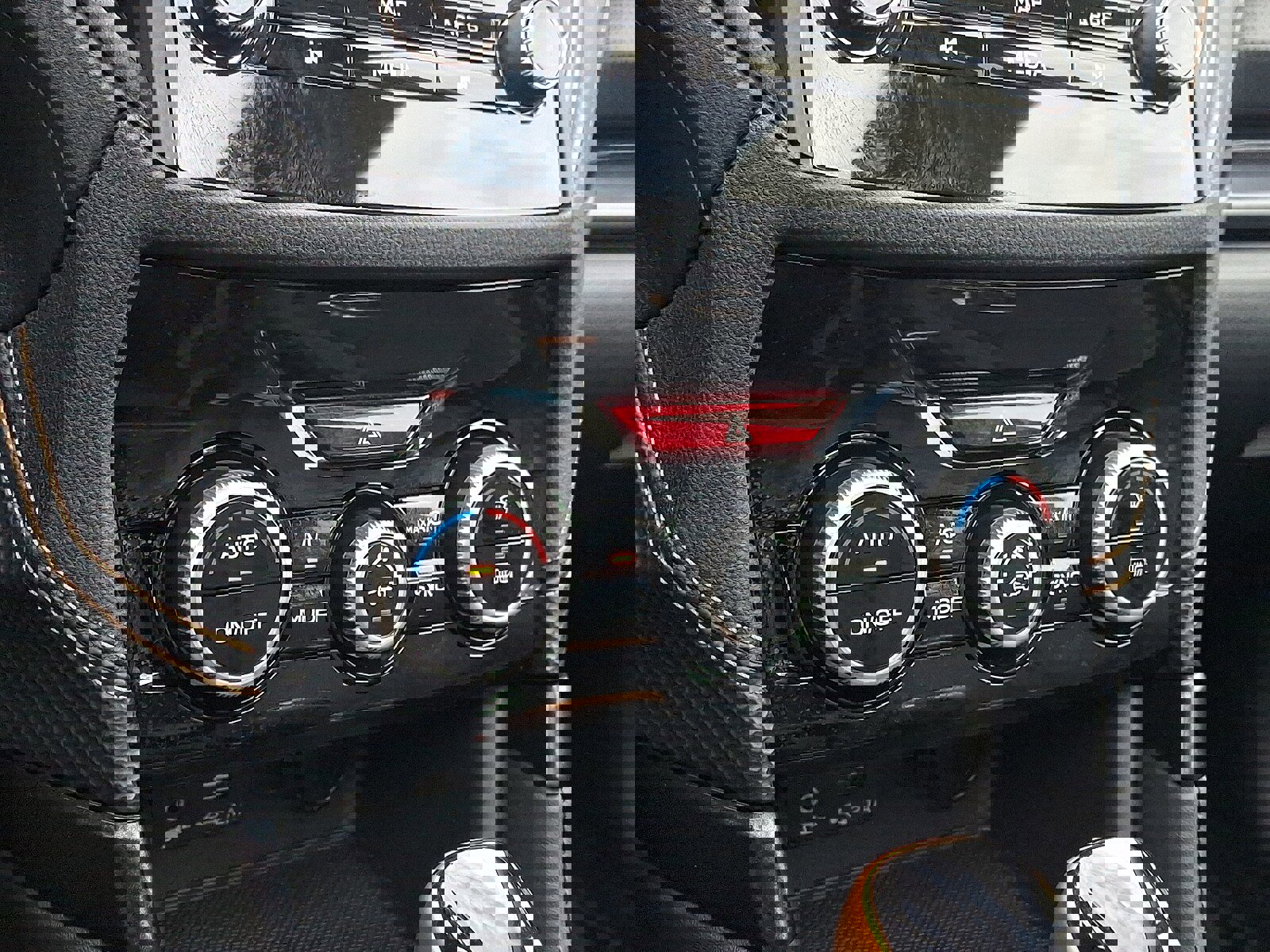 Certified 2025 Subaru Forester Wilderness image 15