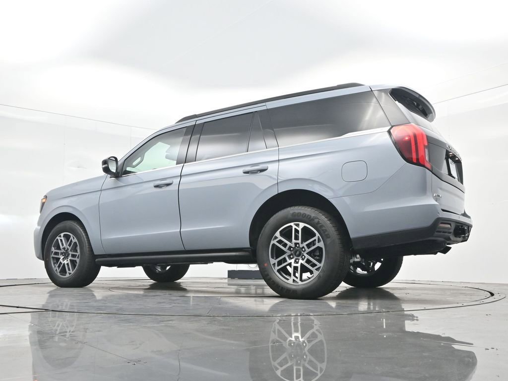 New 2026 Ford Expedition Active image 44