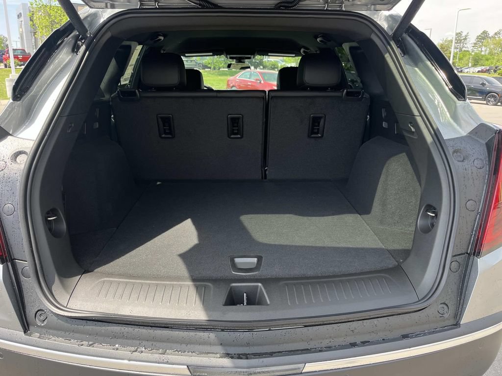 New 2026 Cadillac XT5 Luxury AWD/4WD image 11