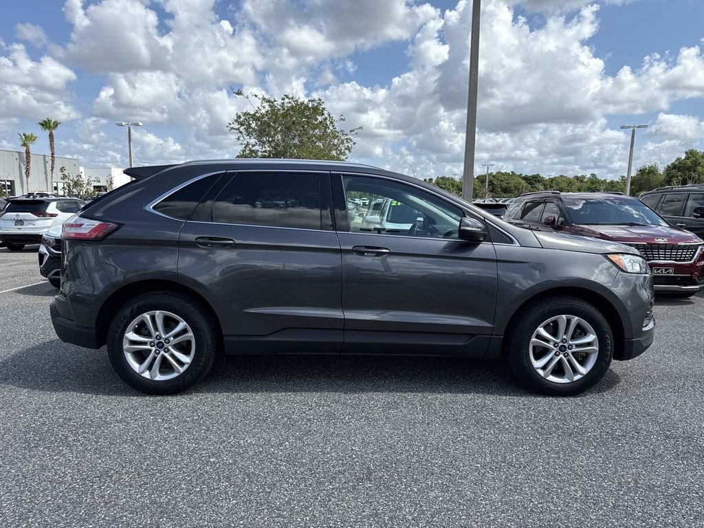 Used 2019 Ford Edge SEL w/ Equipment Group 201A AWD/4WD image 2