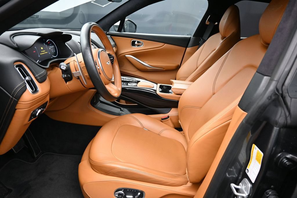 Used 2021 Aston Martin DBX AWD/4WD image 13