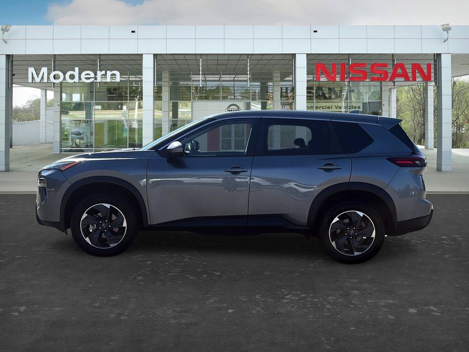 Certified 2025 Nissan Rogue SV AWD/4WD image 2