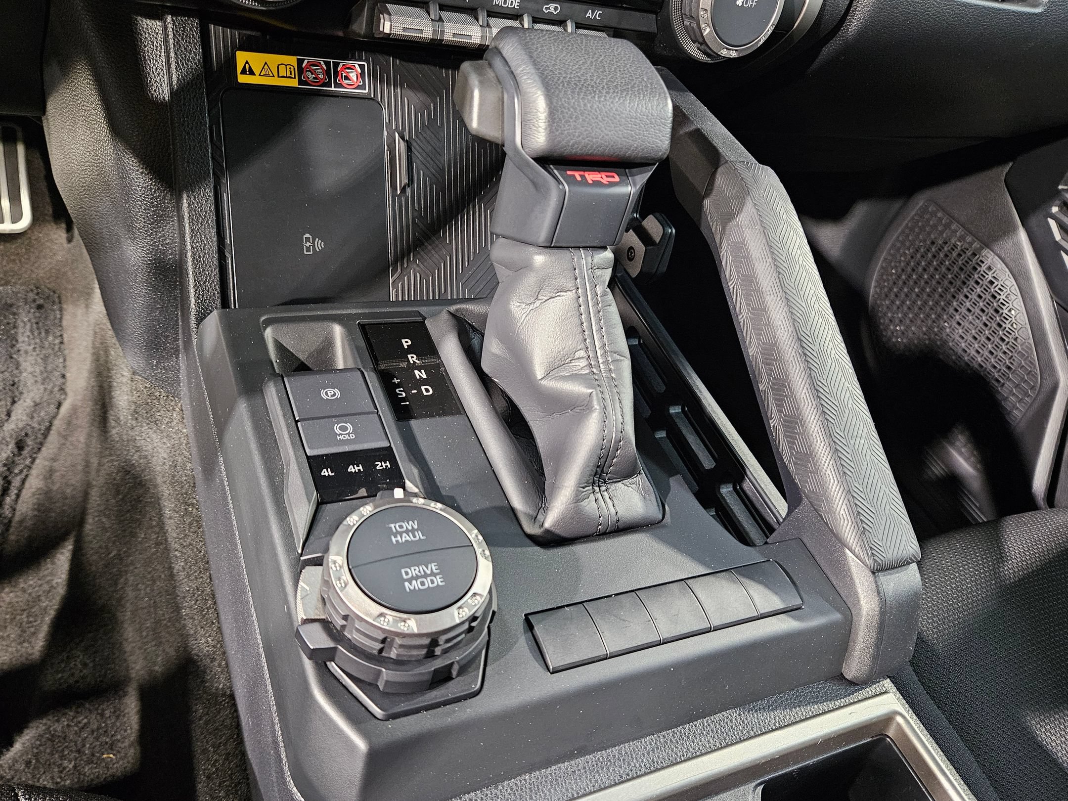 Certified 2025 Toyota 4Runner TRD Sport AWD/4WD image 32