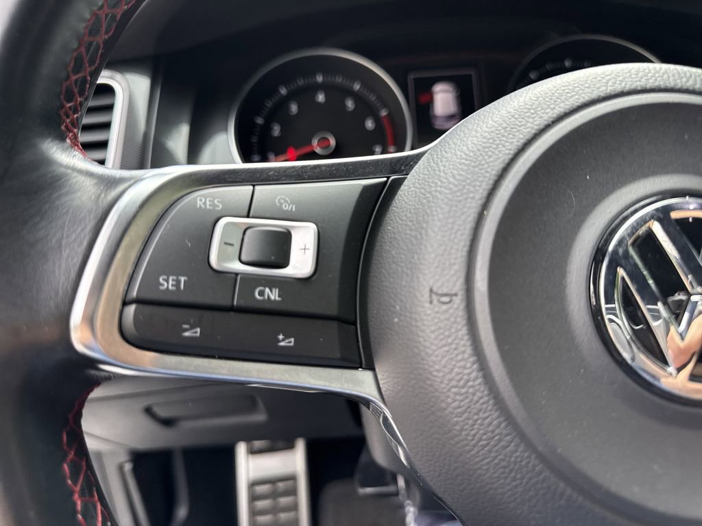 Used 2016 Volkswagen GTI S FWD image 28