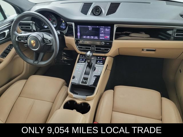 Used 2024 Porsche Macan AWD/4WD image 31