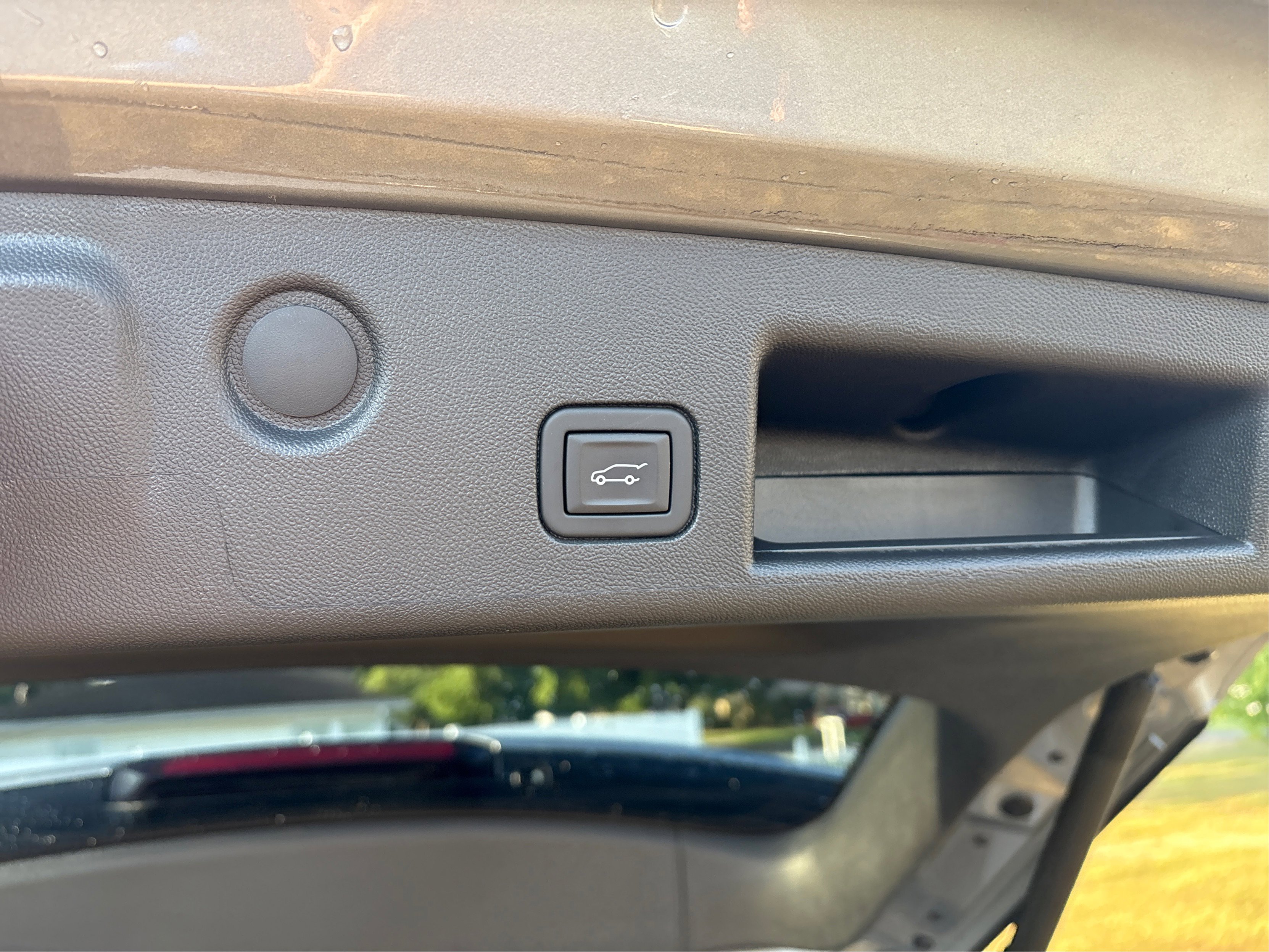 Used 2023 Chevrolet Equinox RS w/ RS Leather Package image 22