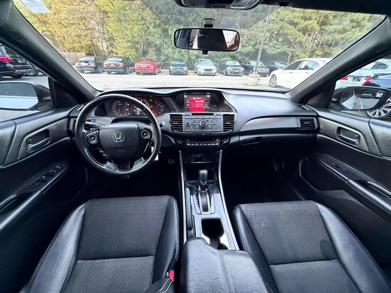 Used 2017 Honda Accord Sport image 2