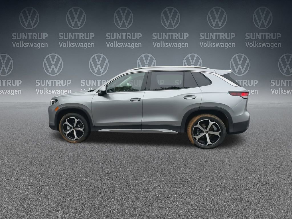 New 2025 Volkswagen Tiguan SE image 12