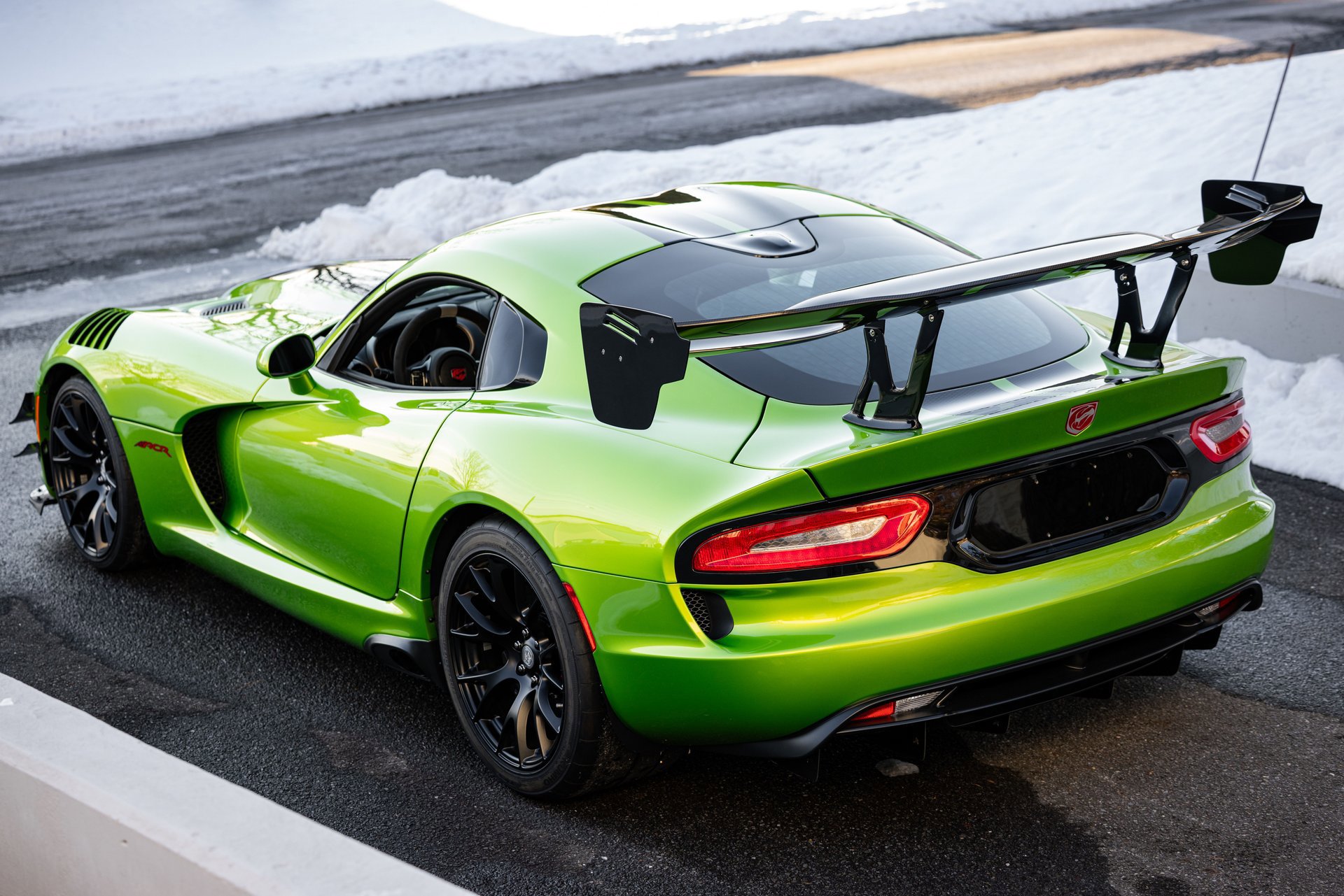 Used 2017 Dodge Viper GTC w/ ACR Package image 25