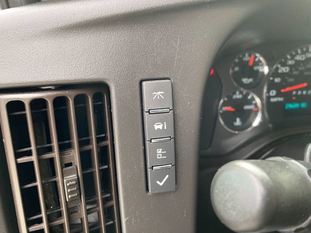 Used 2022 Chevrolet Express 2500 w/ Driver Convenience Package image 16