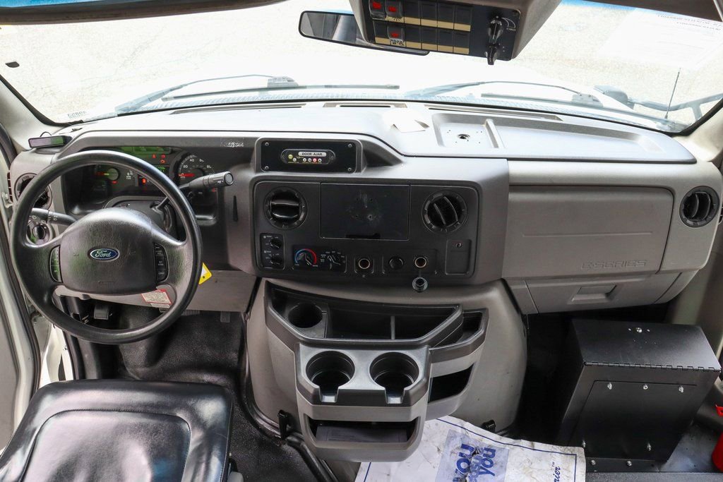 Used 2015 Ford E-450 and Econoline 450 Super Duty w/ Shuttle Bus Prep Package image 18