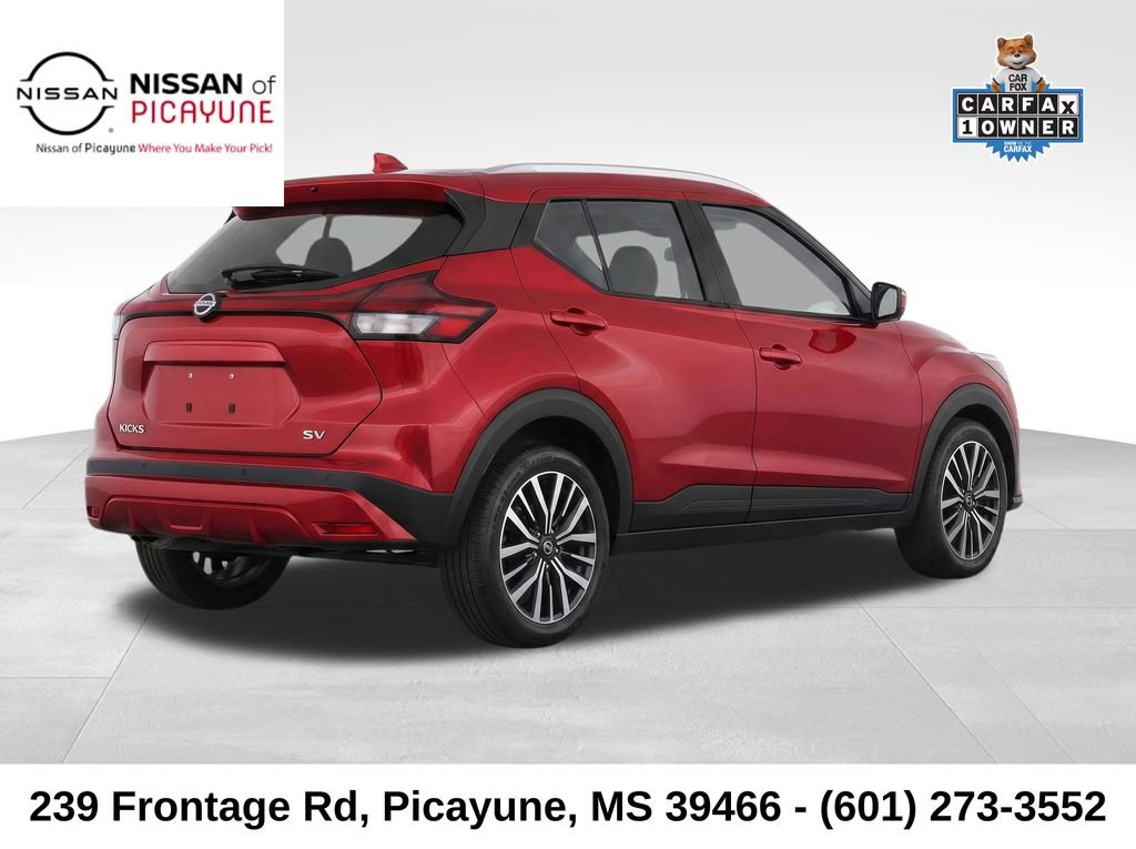 Used 2022 Nissan Kicks SV FWD image 4