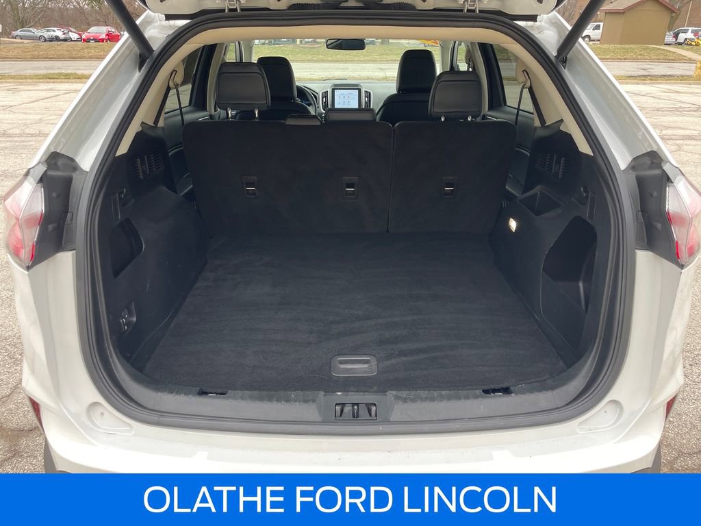 Used 2023 Ford Edge SEL w/ Sport Appearance Package image 29