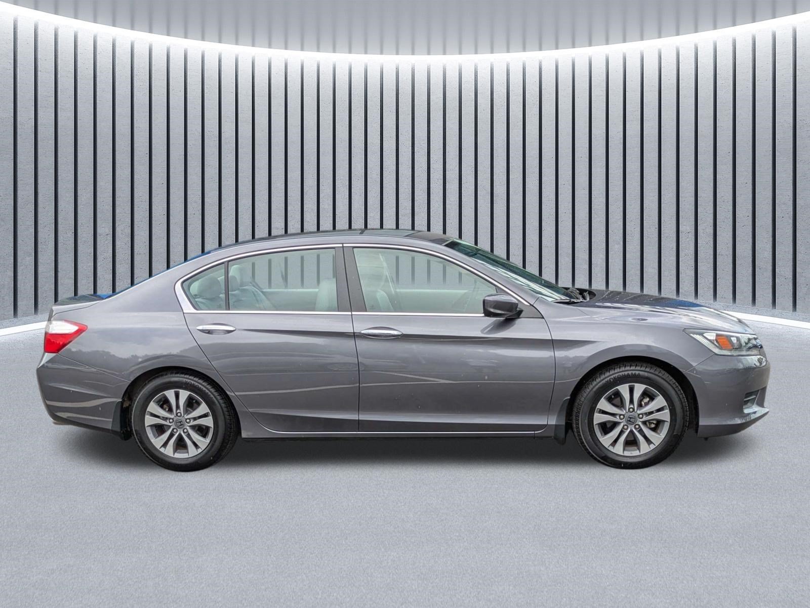Used 2014 Honda Accord LX image 3