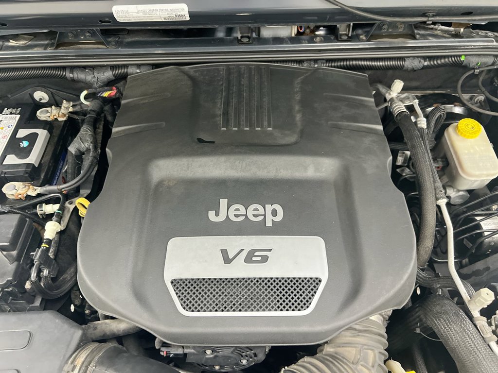Used 2017 Jeep Wrangler Unlimited Sport w/ Quick Order Package 24S AWD/4WD image 22