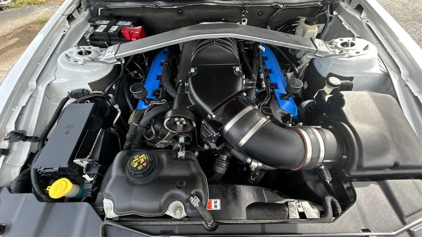 Used 2014 Ford Mustang GT Premium RWD image 9