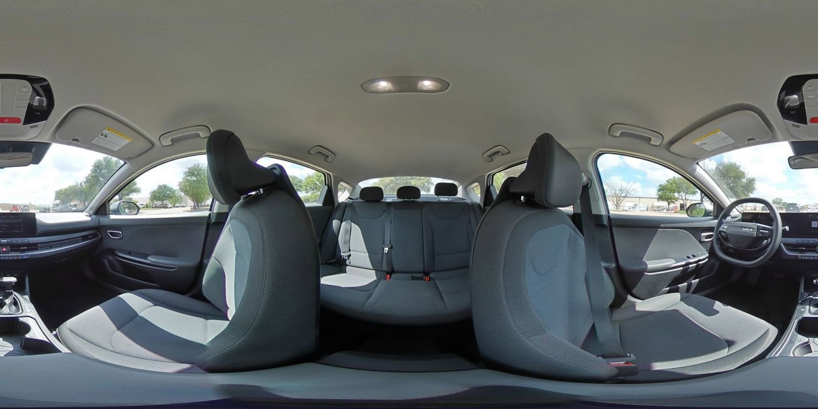 Used 2025 Kia K4 FWD image 45