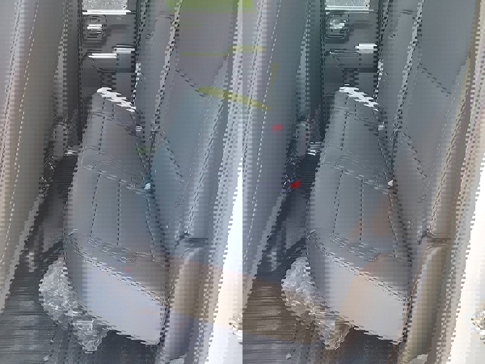 New 2024 GMC Sierra 2500 Pro w/ Convenience Package image 11