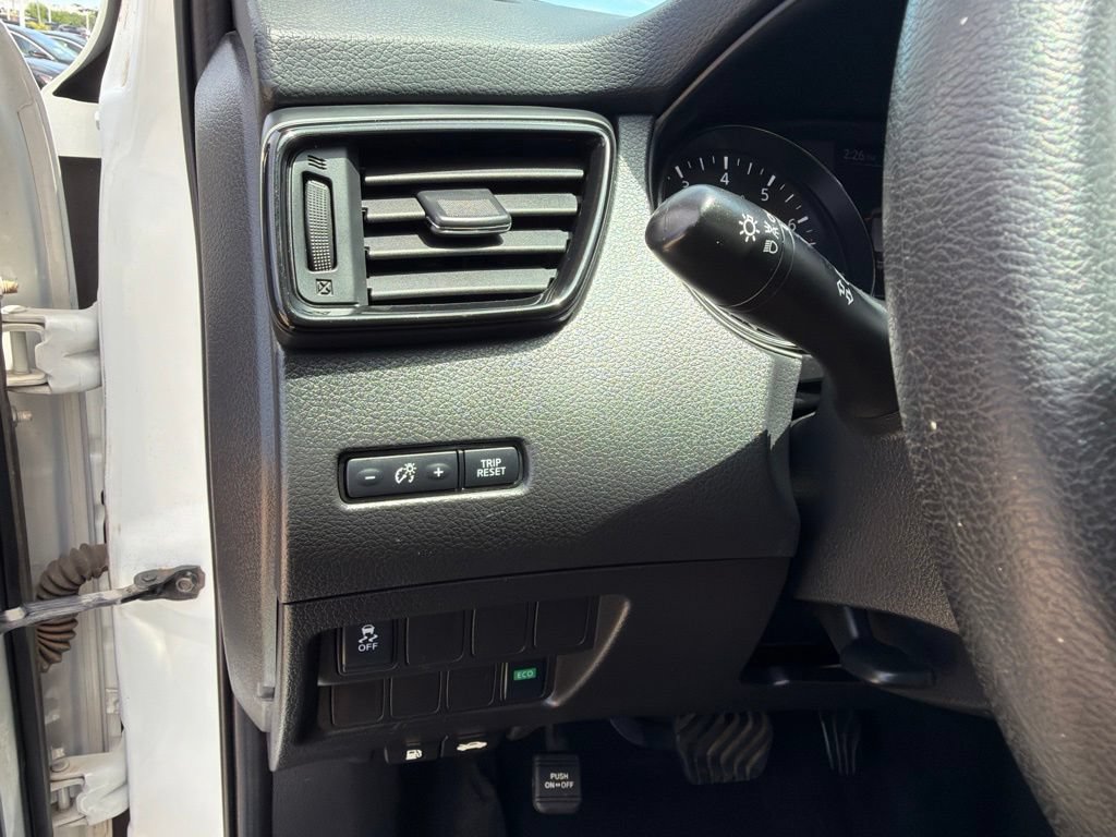 Used 2019 Nissan Rogue Sport S FWD image 26