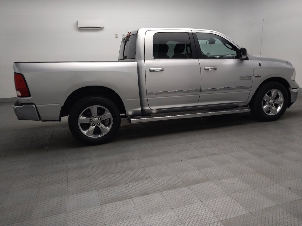 Used 2015 RAM 1500 Lone Star RWD image 10
