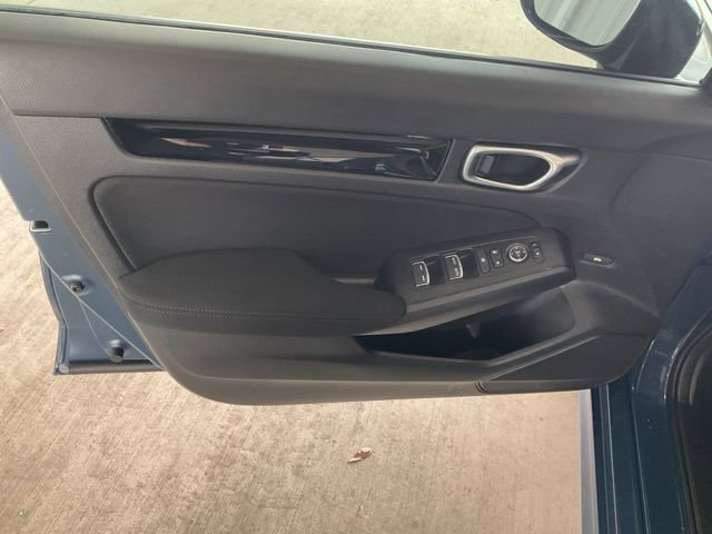 Certified 2025 Honda Civic Sport image 4