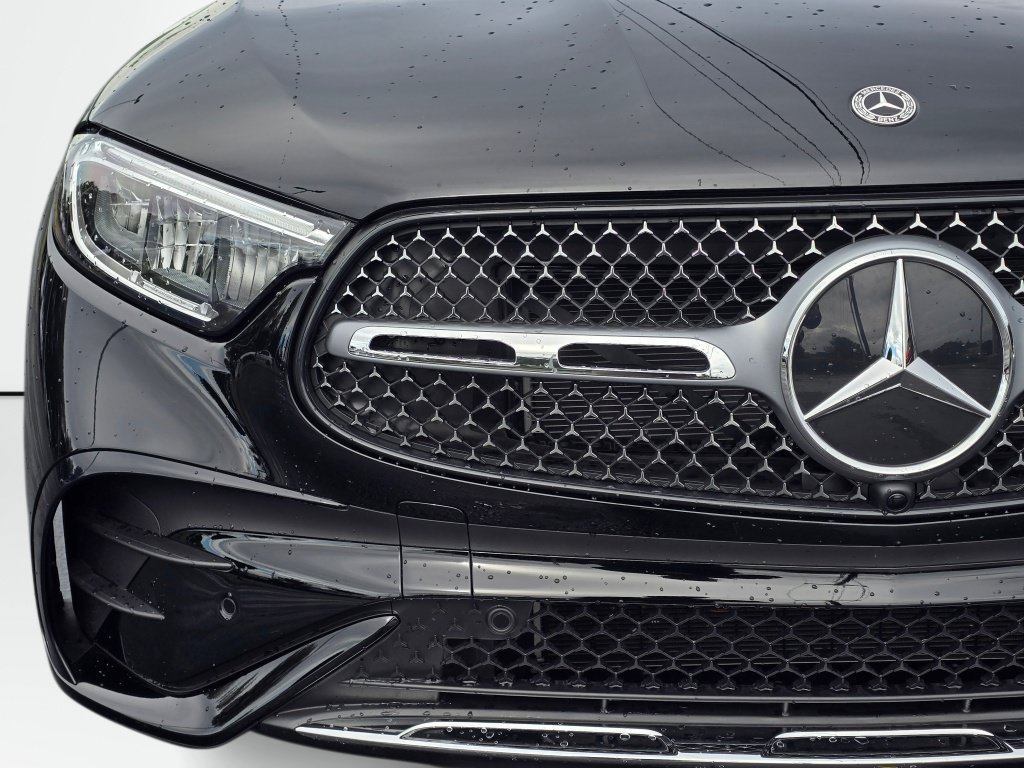 Used 2026 Mercedes-Benz GLC 300 4MATIC image 28
