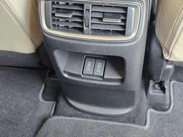 Used 2019 Honda CR-V Touring image 19